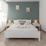 Niriides Boutique Apartment *